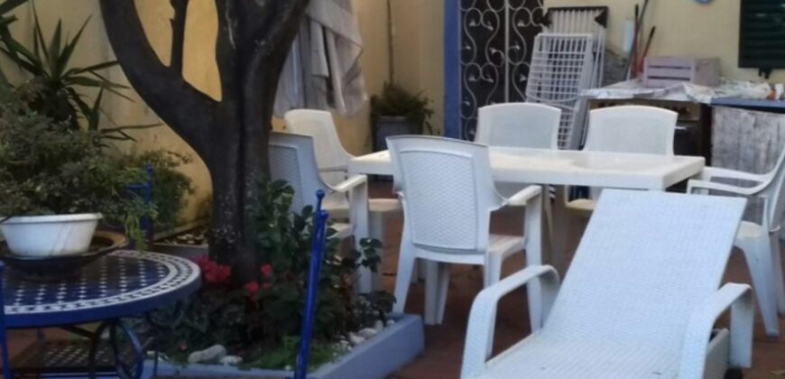 Viareggio “Ex campo di Aviazione” Villetta a schiera con giardino”